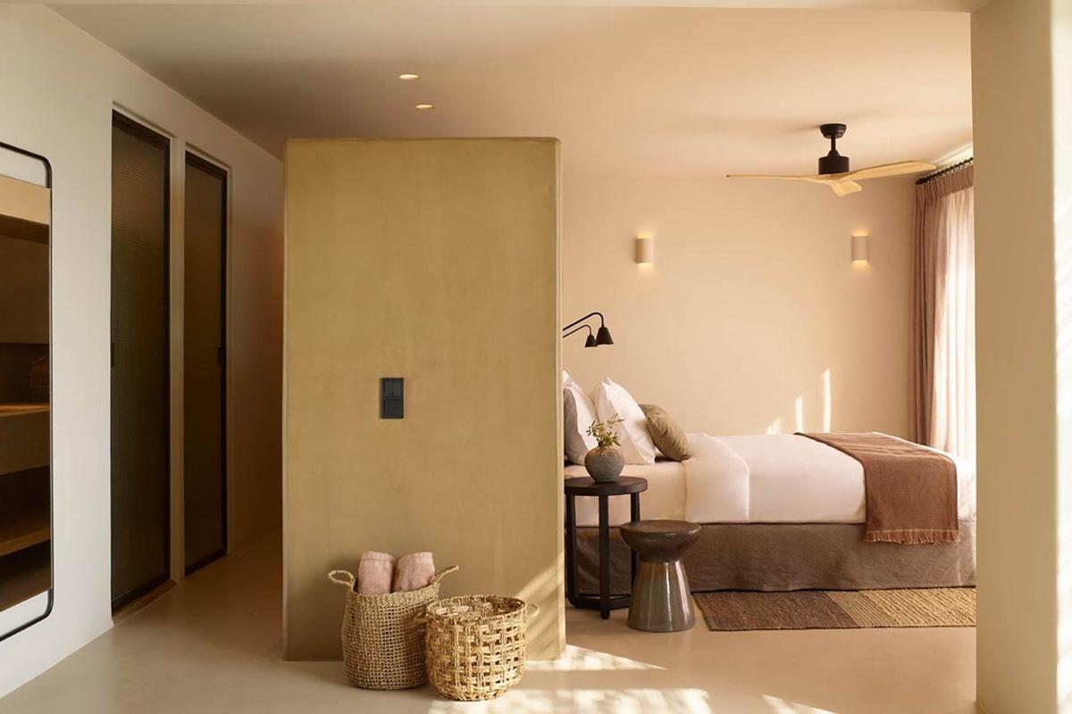 Collini Mykonos