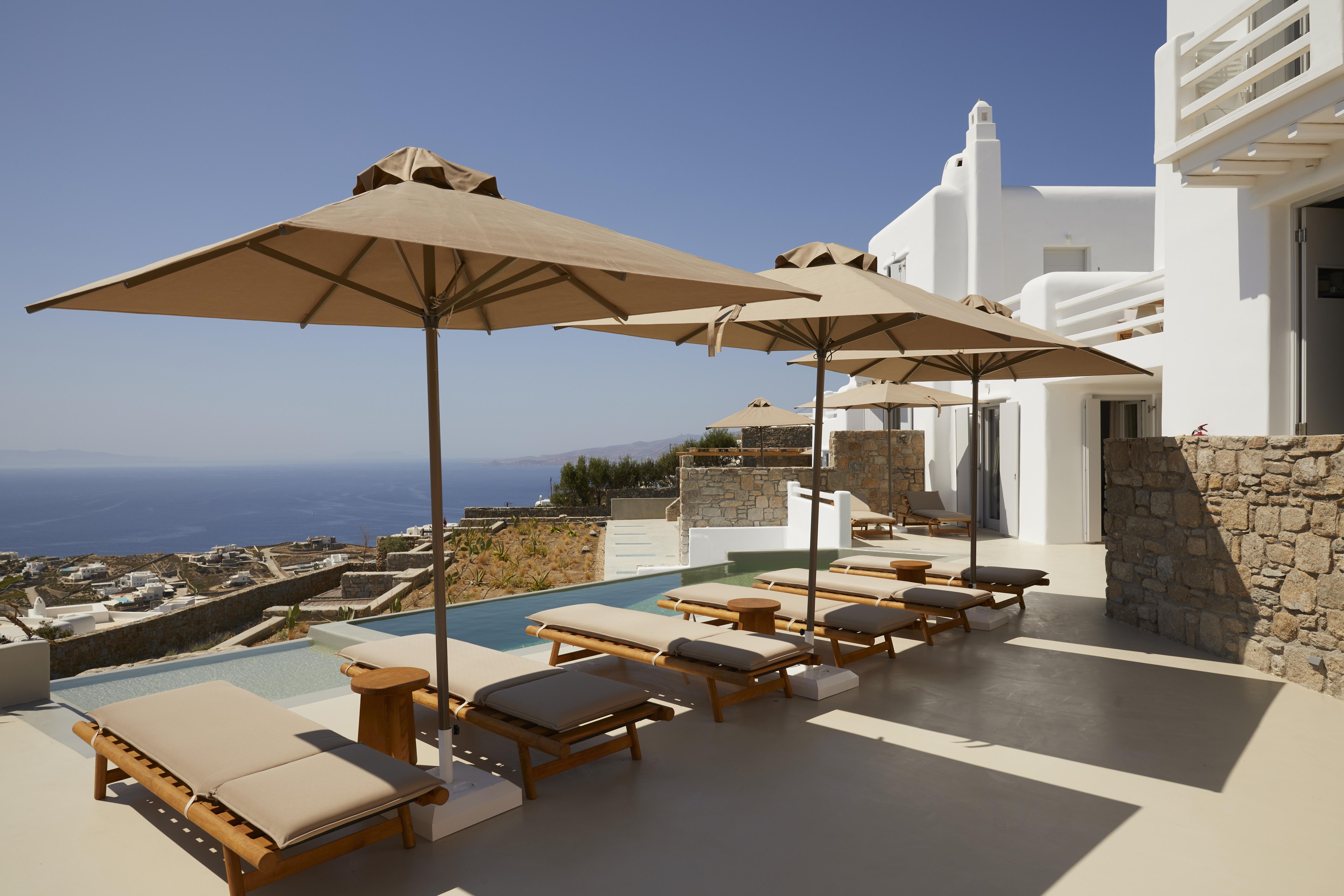 Collini Mykonos