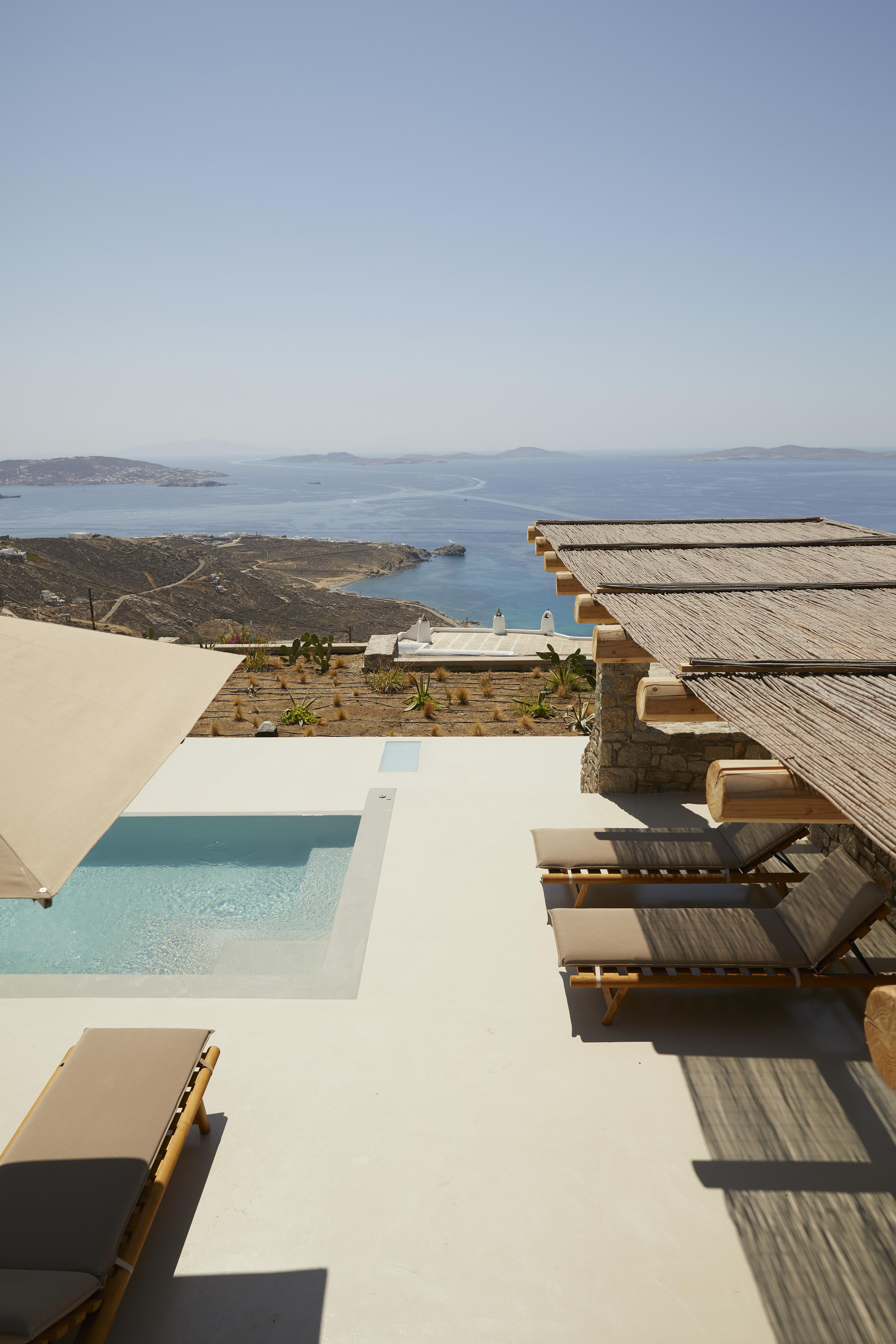Collini Mykonos